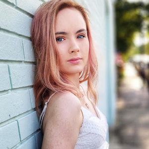 Meet your Posher, Addie